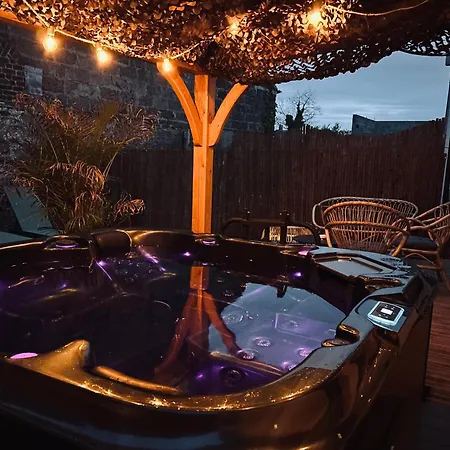 Pura Vida - Avec Extérieur Couvert Ecaillon